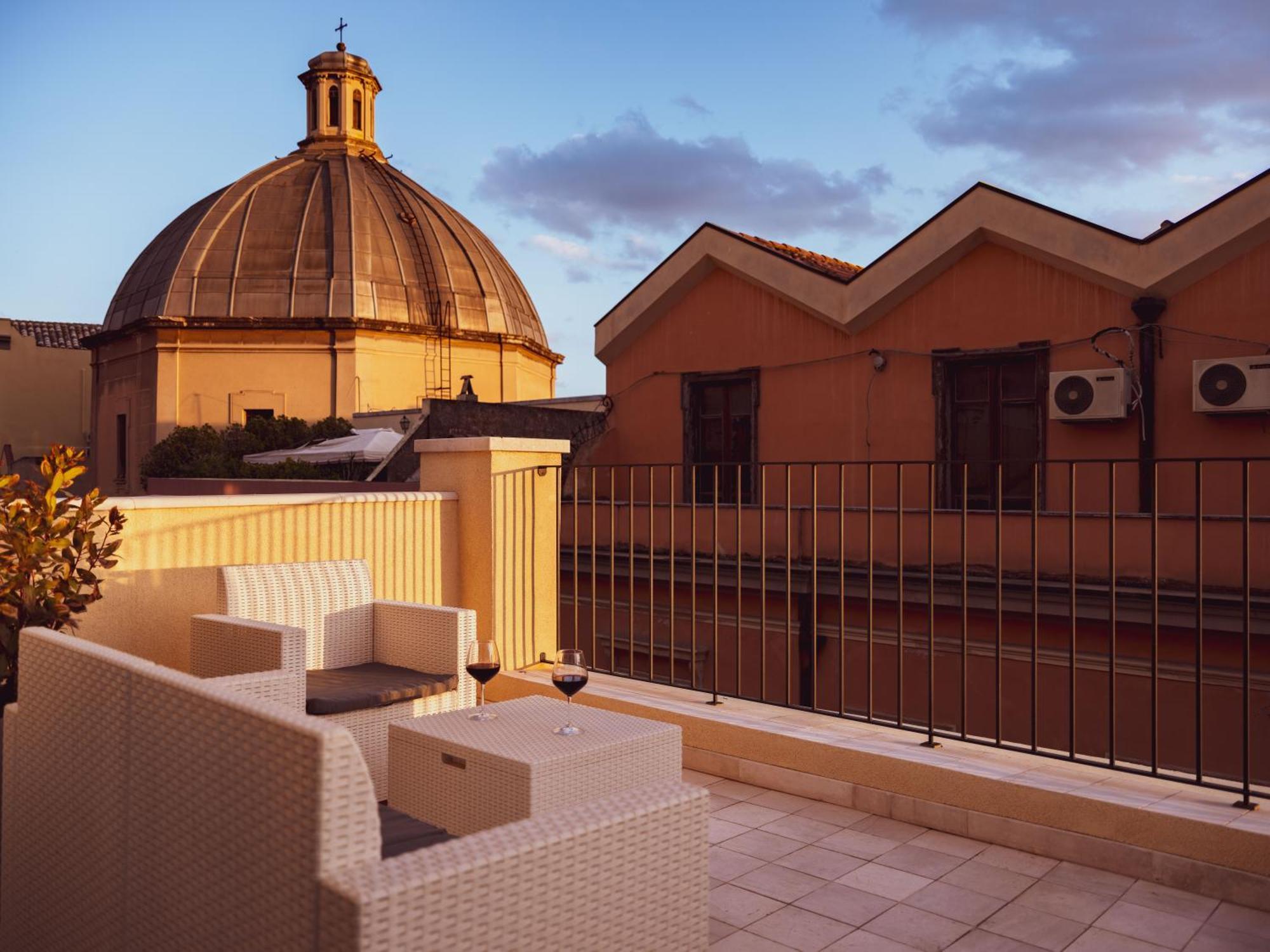 Luxury Suite La Terrazza In Pieno Centro In كالياري المظهر الخارجي الصورة