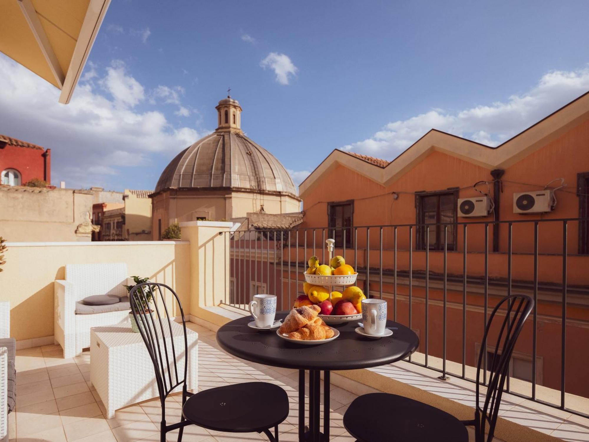 Luxury Suite La Terrazza In Pieno Centro In كالياري المظهر الخارجي الصورة